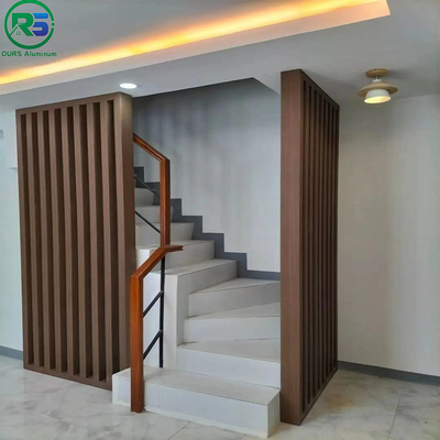 Decorative Multicolor Aluminium Strip Ceiling Tile Fireproof 1.2mm